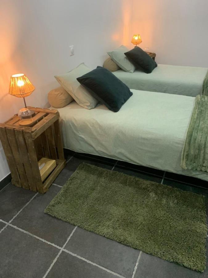 Aux Fines Bulles Gite Et Chambres D Hotes Neuve-Maison エクステリア 写真
