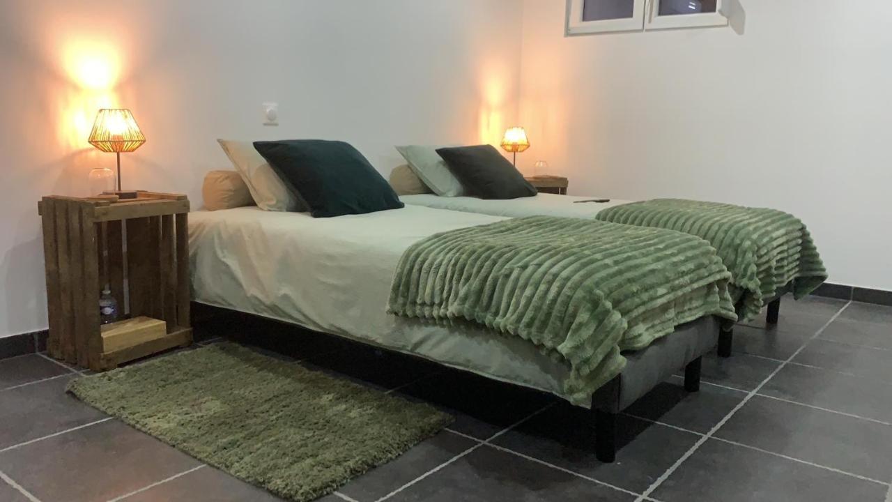 Aux Fines Bulles Gite Et Chambres D Hotes Neuve-Maison エクステリア 写真
