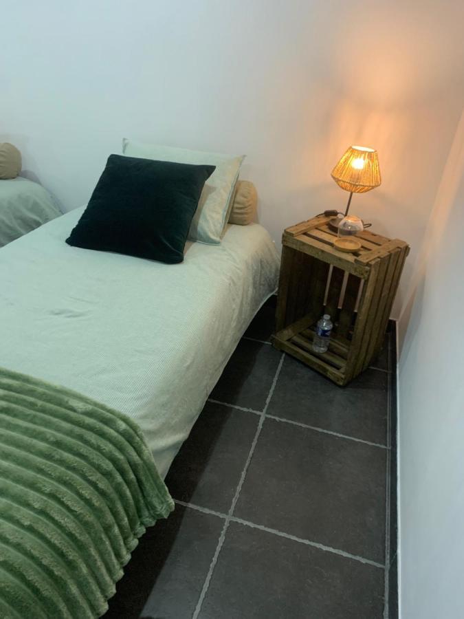 Aux Fines Bulles Gite Et Chambres D Hotes Neuve-Maison エクステリア 写真