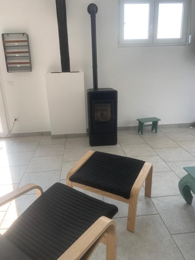 Aux Fines Bulles Gite Et Chambres D Hotes Neuve-Maison エクステリア 写真