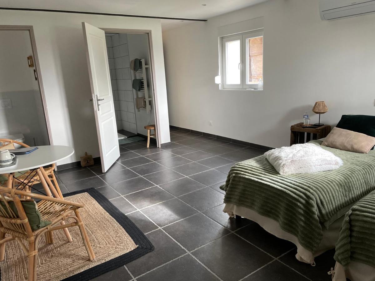 Aux Fines Bulles Gite Et Chambres D Hotes Neuve-Maison エクステリア 写真